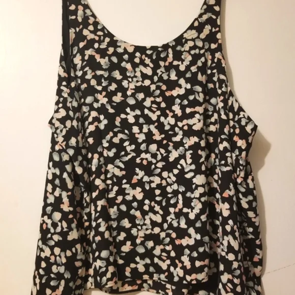 SIZE 3X REVERSIBLE TOP - Picture 4 of 6